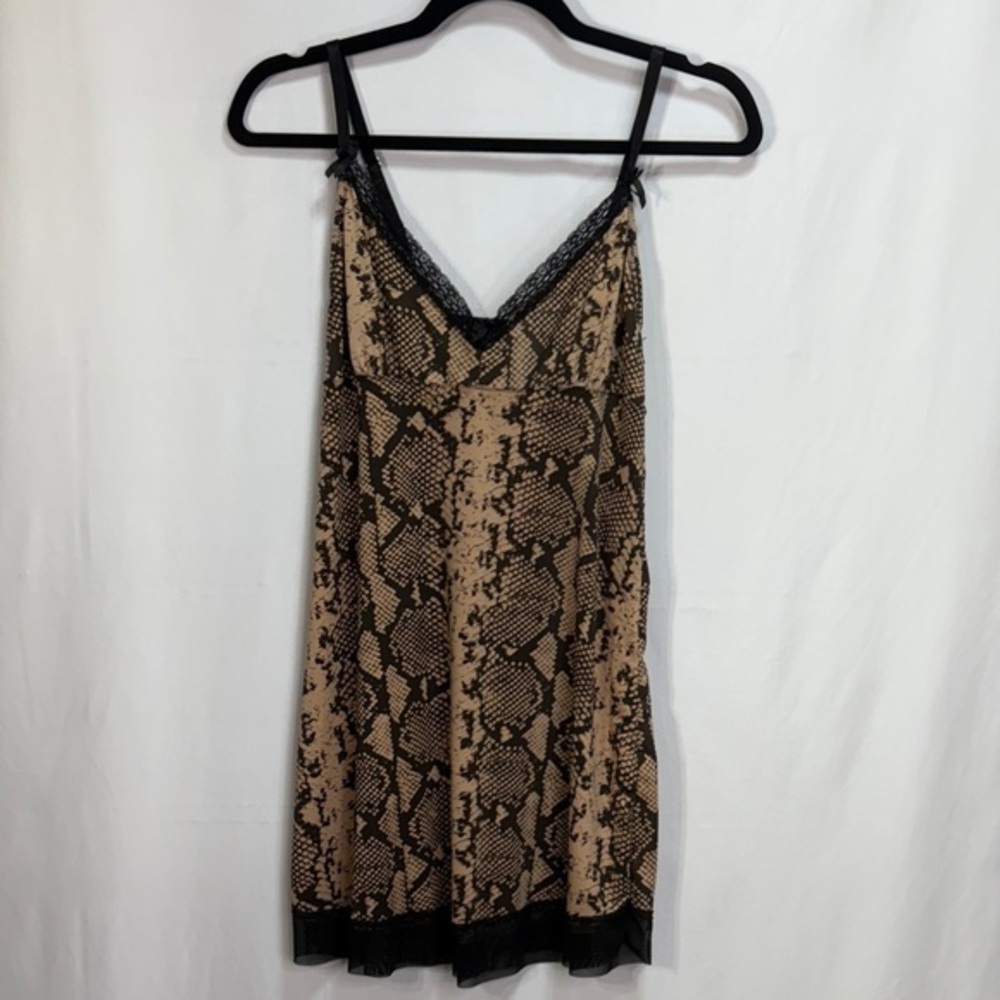 🐘 Just Sexy Lingerie Elegant Black and Tan snake skin print and Lace Chemise: